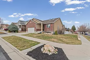 6262 W Imperial Oak Dr, West Jordan, UT 84081 - Photo 1