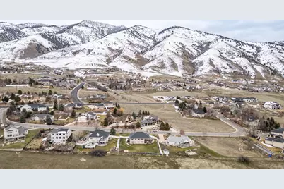 2827 Viewcrest Cir, North Logan, UT 84341 - Photo 55