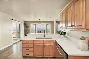 2827 View Crest Cir, North Logan, UT 84341 - Photo 17