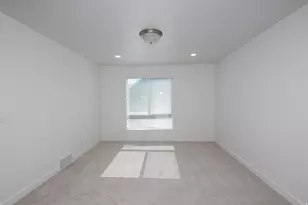 75 E Hamblin Ln, Clearfield, UT 84015 - Photo 21