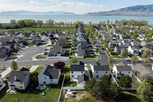 2303 E Hawthorne St, Saratoga Springs, UT 84043 - Photo 3