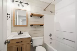 2303 E Hawthorne St, Lehi, UT 84043 - Photo 27