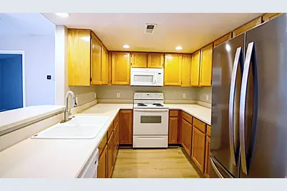 490 E 700 S #D42, Clearfield, UT 84015 - Photo 9