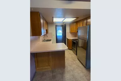 5421 S 2775 W, Roy, UT 84067 - Photo 3