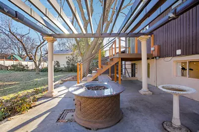 569 E Aloha Ln, Sandy, UT 84070 - Photo 25
