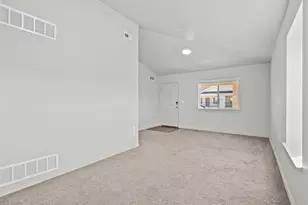 64 W 600 S, Springville, UT 84663 - Photo 7