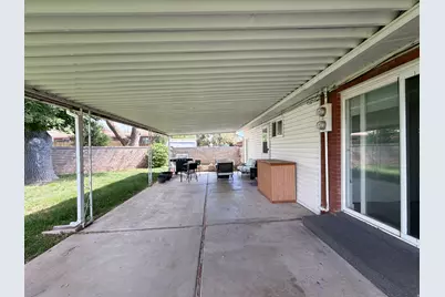 5774 S 2200 W, Roy, UT 84067 - Photo 31