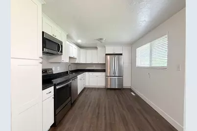 5774 S 2200 W, Roy, UT 84067 - Photo 7