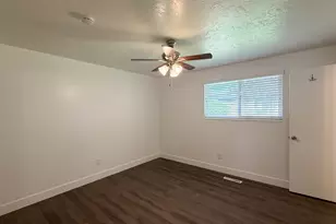 5774 S 2200 W, Roy, UT 84067 - Photo 9