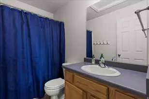 628 W Crk Blf Cv, Sandy, UT 84070 - Photo 23