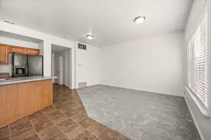 259 E Sunshine Dr, Saratoga Springs, UT 84045 - Photo 7