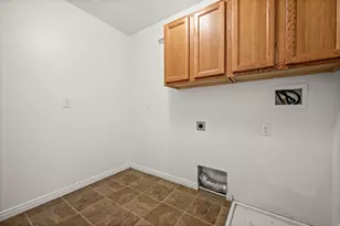 259 E Sunshine Dr, Saratoga Springs, UT 84045 - Photo 15