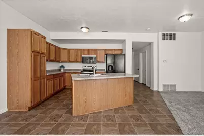 259 E Sunshine Dr, Saratoga Springs, UT 84045 - Photo 5