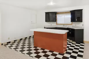 1335 E 2300 N, North Logan, UT 84341 - Photo 37