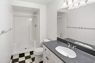 1335 E 2300 N, North Logan, UT 84341 - Photo 43