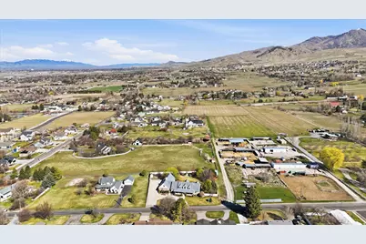 1335 E 2300 N, North Logan, UT 84341 - Photo 59