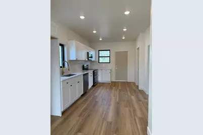 275 S 300 W, Price, UT 84501 - Photo 5