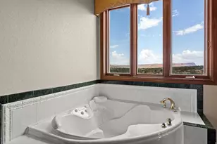 5615 E Eight Mile Gap Rd, Kanab, UT 84741 - Photo 21