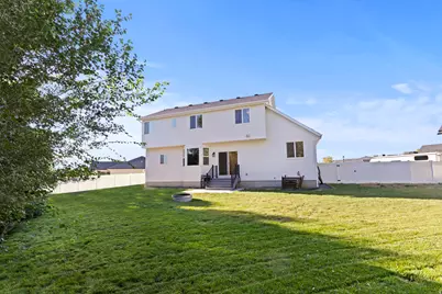 740 N 175 E, Harrisville, UT 84404 - Photo 31