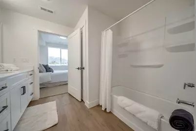 1353 E 1640 S #H101, Provo, UT 84606 - Photo 11