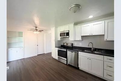 5774 S 2200 W, Roy, UT 84067 - Photo 7