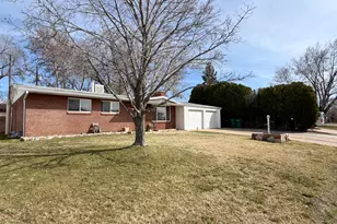 5774 S 2200 W, Roy, UT 84067 - Photo 21