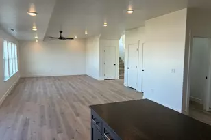 1629 W 3125 N, Pleasant View, UT 84414 - Photo 3