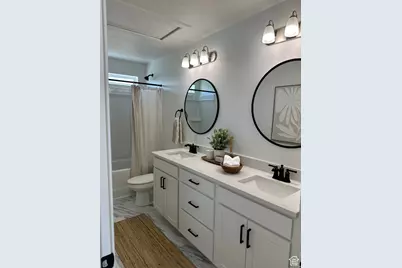 7927 N Bristlecone Rd #204, Eagle Mountain, UT 84005 - Photo 9