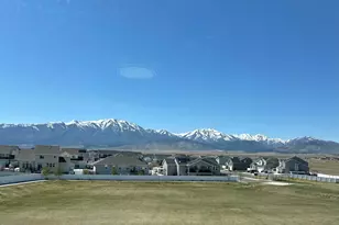 7927 N Bristlecone Rd, Eagle Mountain, UT 84005 - Photo 19