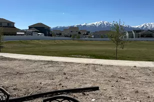 7927 N Bristlecone Rd, Eagle Mountain, UT 84005 - Photo 21