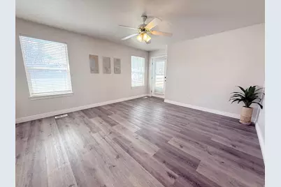 11956 S Dynamite Cir W, Herriman, UT 84096 - Photo 15