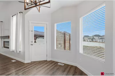 927 N Petro Dr W, Tooele, UT 84074 - Photo 11