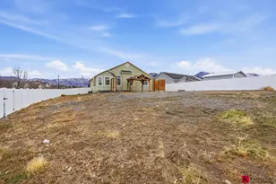 927 N Petro Dr W, Tooele, UT 84074 - Photo 29