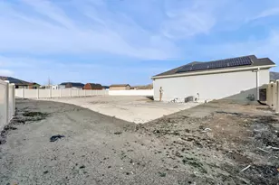 1161 E Raven Way, Eagle Mountain, UT 84005 - Photo 25