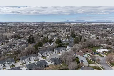 598 Plum Ln, Ogden, UT 84404 - Photo 27