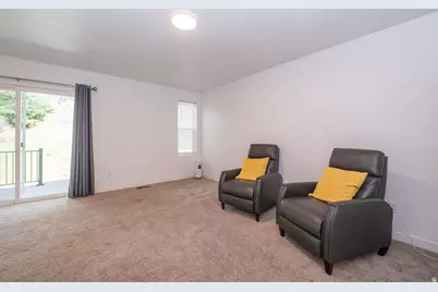 598 Plum Ln, Ogden, UT 84404 - Photo 13