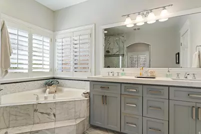 473 Hampton Ct, Fruit Heights, UT 84037 - Photo 39