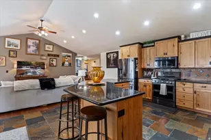 3645 W Augusta Dr, Syracuse, UT 84075 - Photo 15