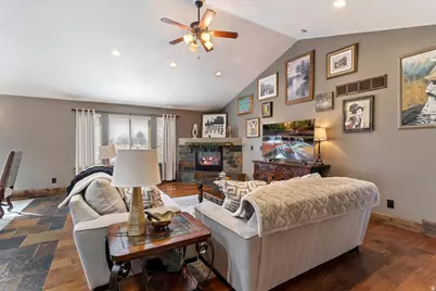 3645 W Augusta Dr, Syracuse, UT 84075 - Photo 9