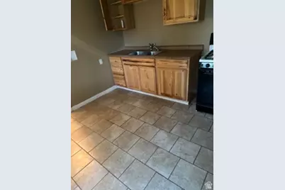 848 E Wood St, Ogden, UT 84404 - Photo 7