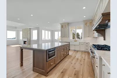 4481 N 250 W, Pleasant View, UT 84414 - Photo 9