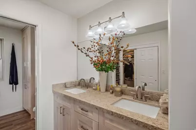 4253 S Spring Rd E, Ogden, UT 84403 - Photo 17