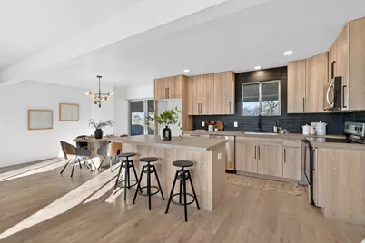 6869 S Larabrook Way W, West Jordan, UT 84084 - Photo 7