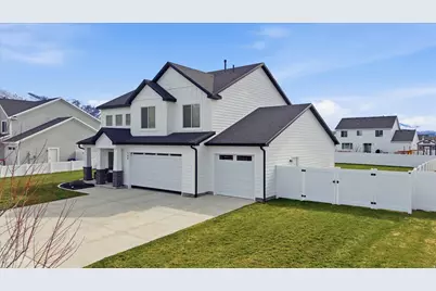 768 E 1100 S, Hyrum, UT 84319 - Photo 43