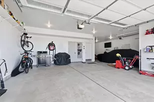 768 E 1100 S, Hyrum, UT 84319 - Photo 35