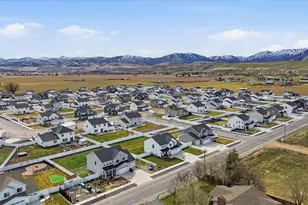 768 E 1100 S, Hyrum, UT 84319 - Photo 49