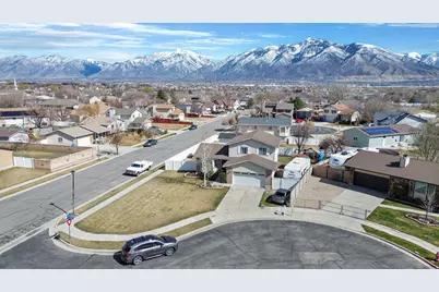 12241 S Paulson Cir W, Riverton, UT 84065 - Photo 7