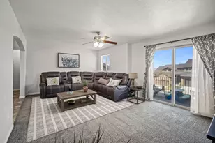 10432 N Sage Vista Ln, Cedar Hills, UT 84062 - Photo 11