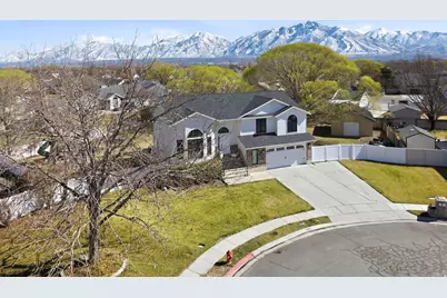 13129 S 3170 W, Riverton, UT 84065 - Photo 5