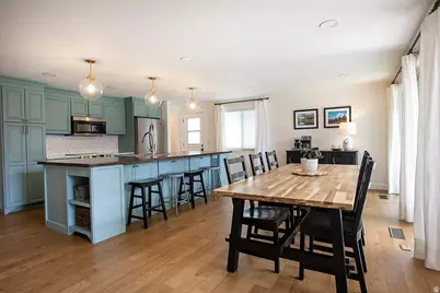 888 Thornfield Rd, Kaysville, UT 84037 - Photo 9